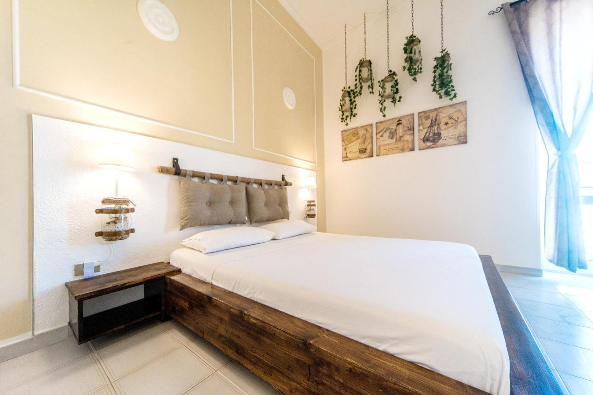 B&B Camera A Sud Mare' Trani Bagian luar foto